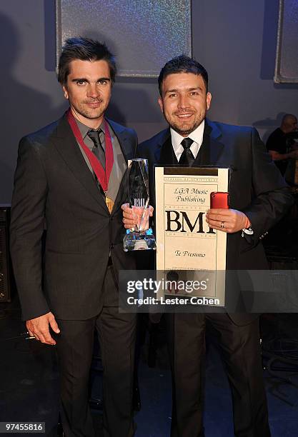 Juanes and Alfonso Lizarraga pose at the 2010 BMI Latin Awards at the Bellagio on March 4, 2010 in Las Vegas, Nevada.