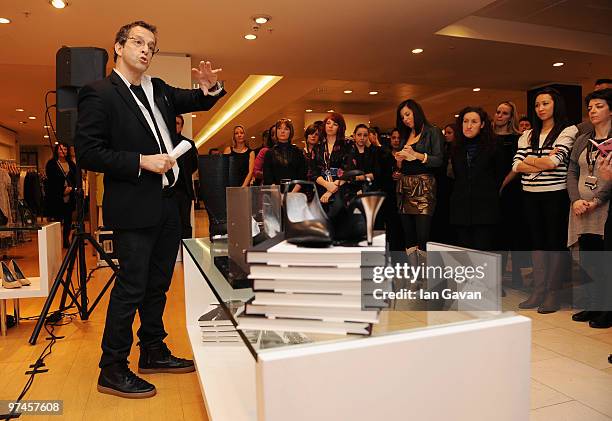 Pernal Kenneth Kenneth Oxford Photos and Premium High Res Pictures - Getty Images