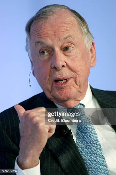 Boone Pickens, the billionaire energy investor and founder and chairman of BP Capital LLC, speaks at the ECO:nomics Creating Environmental Capital...