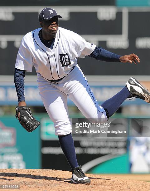 Dontrelle Willis of the Detroit Tigers pitches against the Toronto Blue Jays during a spring training game at Joker Marchant Stadium on March 4, 2010...