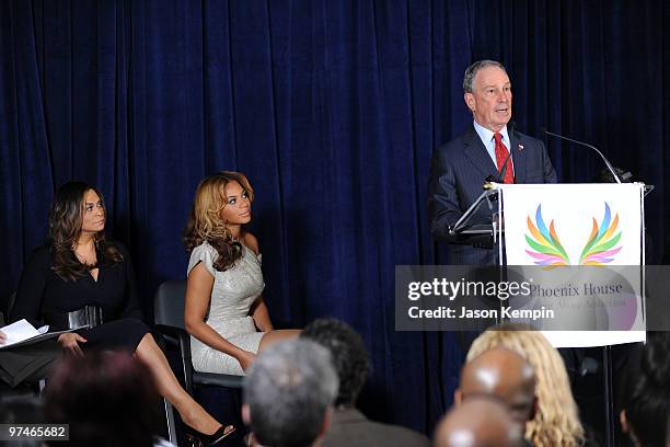 Tina Knowles, Beyonce Knowles and Michael Bloomberg attend the unveiling of the Beyoncé Cosmetology Center on March 5, 2010 in New York City.