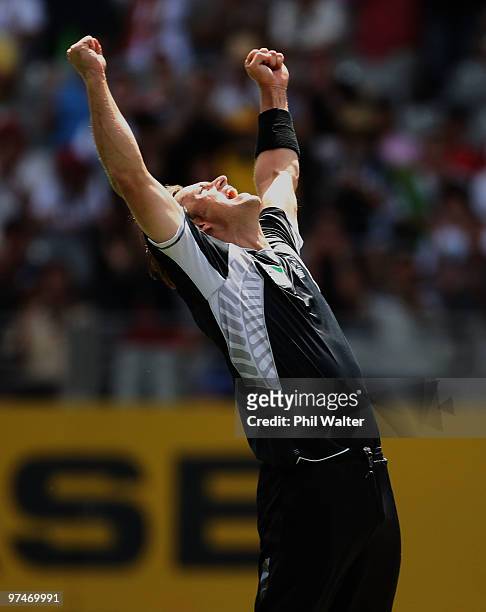 Shane Bond of New Zealand celebrates his wicket of Michael Clarke of Australia during the Second One Day International match between New Zealand and...