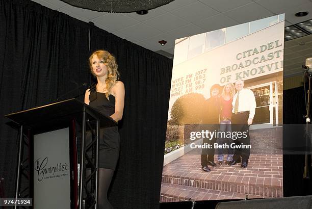 Taylor Swift attends the Country Radio Seminar dinner and ceremony at the Country Music Hall of Fame on February 23, 2010 in Nashville, Tennessee.