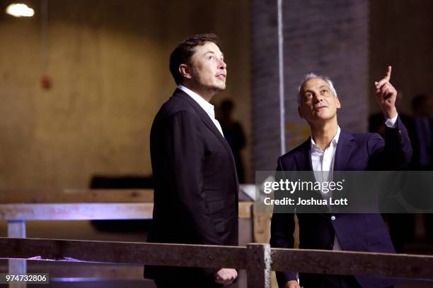 Chicago Mayor Rahm Emanuel talks about constructing a high speed transit tunnel with engineer and tech entrepreneur Elon Musk of The Boring Company...