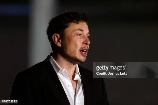 Chicago Engineer and tech entrepreneur Elon Musk of The Boring Company talks about constructing a high speed transit tunnel at Block 37 during a news...
