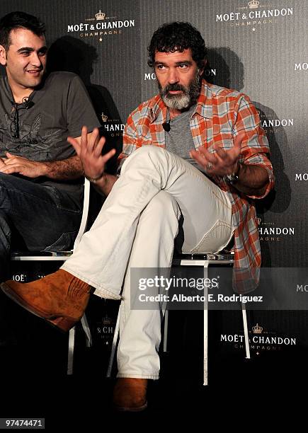 Producer Manuel Sicilia and producer Antonio Banderas attend the press conference for the Oscar nominated film "La Dama y La Muerte" on March 5, 2010...