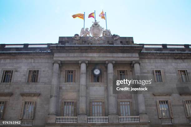 palau de la generalitat, seat of the catalan government in barcelona, catalonia, spain - sant jordi 2017 bildbanksfoton och bilder