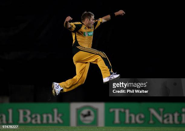 Ryan Harris of Australia celebrates bowling Daniel Vettori of New Zealand to win the match during the Second One Day International match between New...