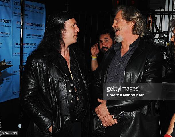 Musician Robb Reiner and actor Jeff Bridges backstage at the 25th Film Independent's Spirit Awards held at Nokia Event Deck at L.A. Live on March 5,...
