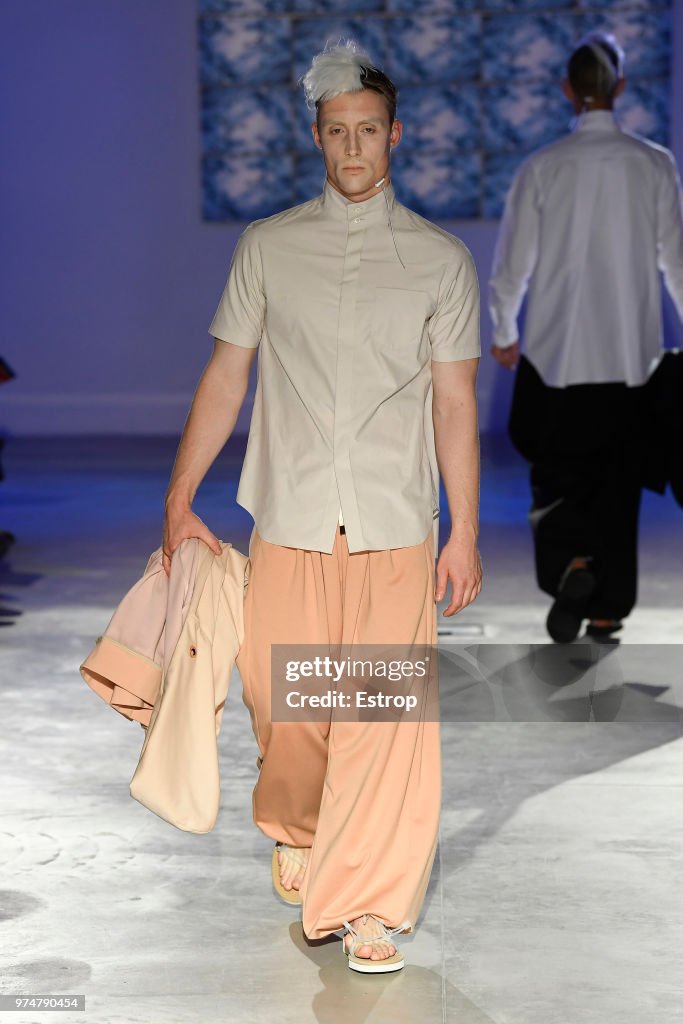 Fumito Ganryu Fashion Show - 94. Pitti Uomo