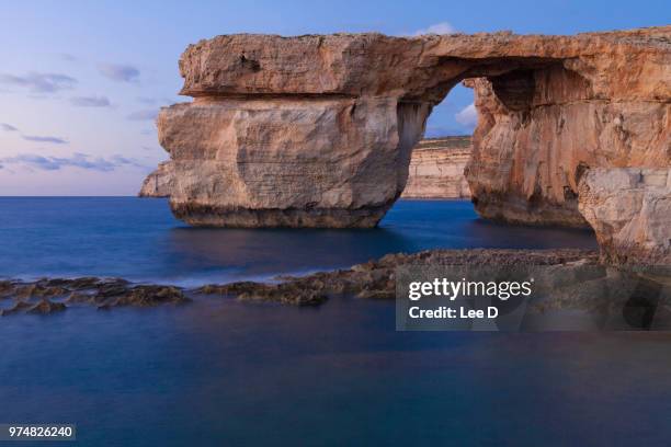 azure window - dwejra imagens e fotografias de stock