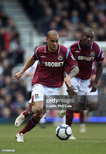 Kieron Dyer of West Ham United in action during the Barclays Premier League match between West Ham United and Bolton Wanderers at Upton Park on March...