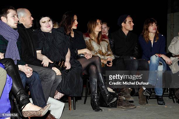 Beth Ditto, Zoe Felix, Sonia Sieff, guest and Lou Doillon attend the Martin Margiela Ready to Wear show as part of the Paris Womenswear Fashion Week...