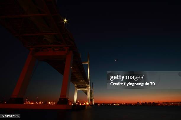 yokohama bay bridge - yokohama bay bridge stock pictures, royalty-free photos & images