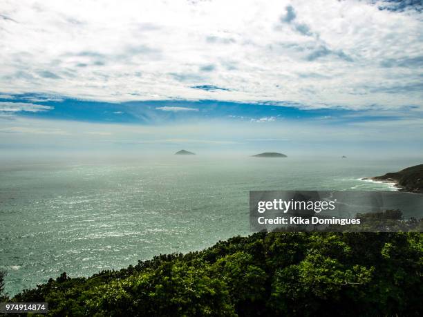 buzios - rj -brasil - kika stock pictures, royalty-free photos & images