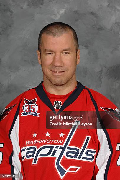 Scott Walker of the Washington Capitals poses for a head shot before a NHL hockey game against the New York Rangers on March 6, 2010 at the Verizon...