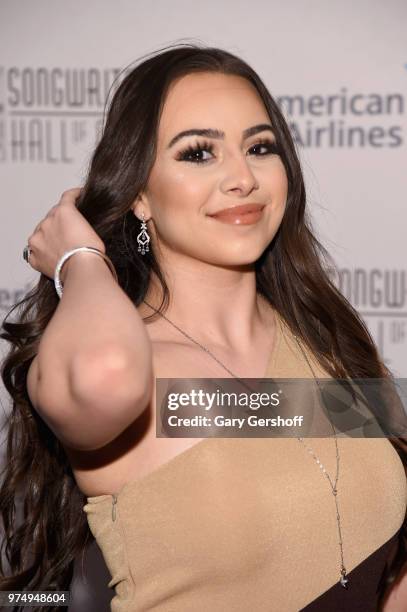 Maria Ellis Maria Ellis Photos and Premium High Res Pictures - Getty Images