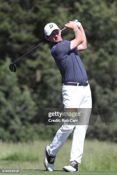 Brandt Snedeker of the United States plays his shot from the sixth tee during the first round of the 2018 U.S. Open at Shinnecock Hills Golf Club on...