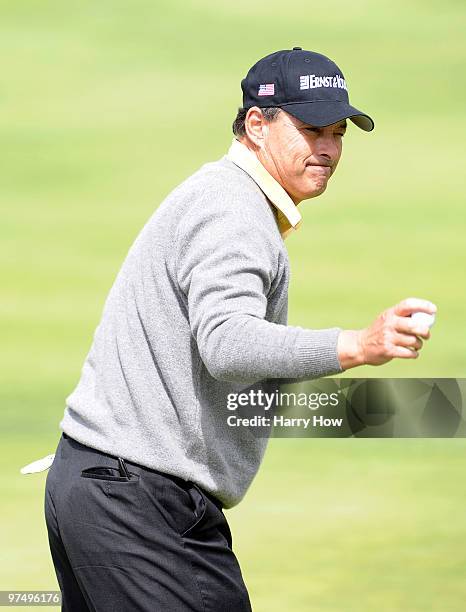 Loren Roberts reacts to his par putt on the fifth hole during the second round of the Toshiba Classic at the Newport Beach Country Club on March 6,...