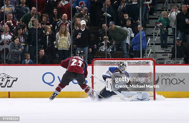 Chris Stewart of the Colorado Avalanche scores a hat trick against the St. Louis Blues goaltender Ty Conklin at the Pepsi Center on March 6, 2010 in...