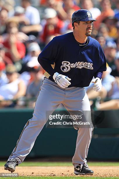 Jeff Suppan of the Milwaukee Brewers runs the bases against the San Francisco Giants during a spring training game at Scottsdale Stadium on March 4,...