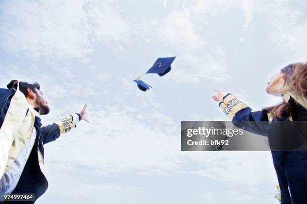 jetzt beginnt das echte leben. - university students real studying stock-fotos und bilder