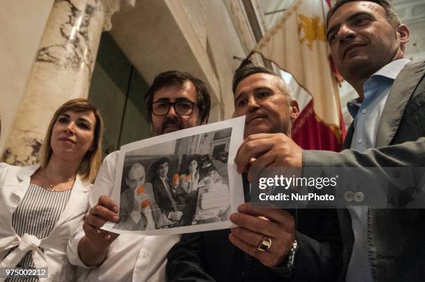 Brothers of Italy and National Alliance protest against the Mayor of Rome during The session of the Capitoline Assembly ends in advance. After two...