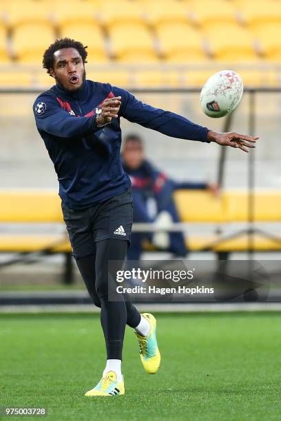 Benjamin Fall passes during the France Captain's Run at Westpac Stadium on June 15, 2018 in Wellington, New Zealand.