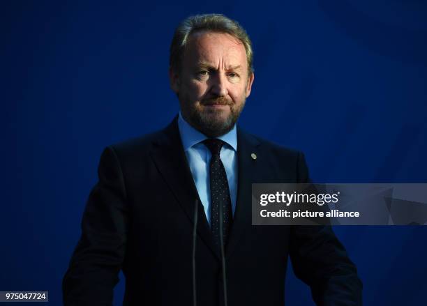 May 2018, Germany, Berlin: Member of the Presidency of Bosnia and Herzegovina Bazir Izetbegovic taking part in a press conference with federal...