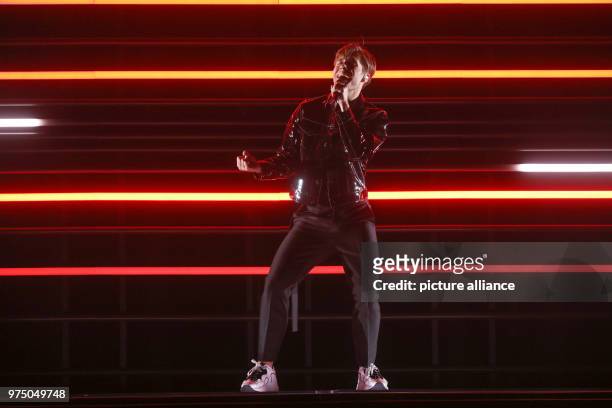 May 2018, Portugal, Lisbon: Sweden's Benjamin Ingrosso standing on the stage during the second dress rehearsal of the second semi final at the...