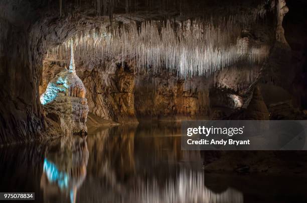 grotte de choranche - grotte stock pictures, royalty-free photos & images