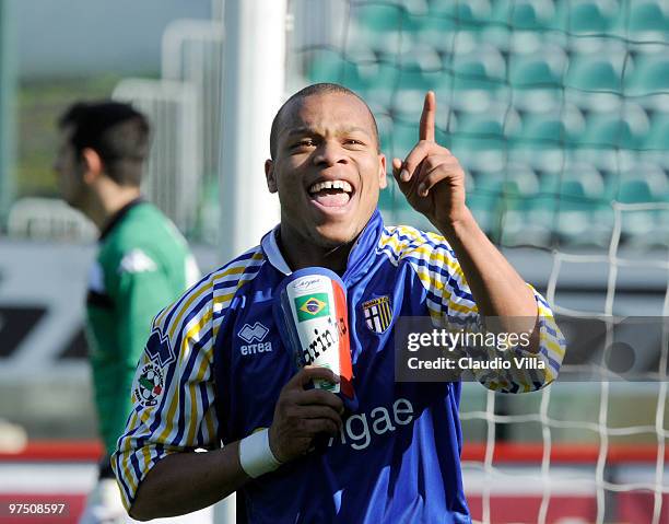 Jonathan Biabiany of Parma FC celebrates after the first goal during the Serie A match between AC Siena and Parma FC at Stadio Artemio Franchi on...