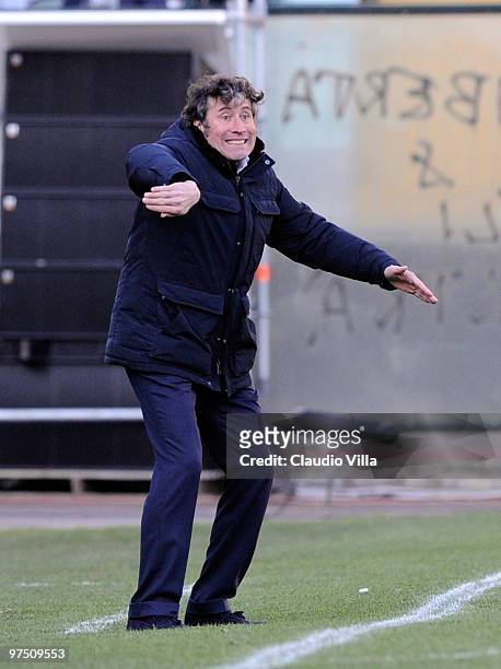 Head Coach Alberto Malesani during the Serie A match between AC Siena and Parma FC at Stadio Artemio Franchi on March 7, 2010 in Siena, Italy.