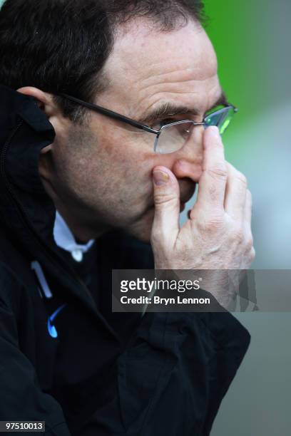 Aston Villa Manager Martin O'Neill looks on prior to the E.ON sponsored FA Cup Quarter Final match between Reading and Aston Villa at the Madejski...