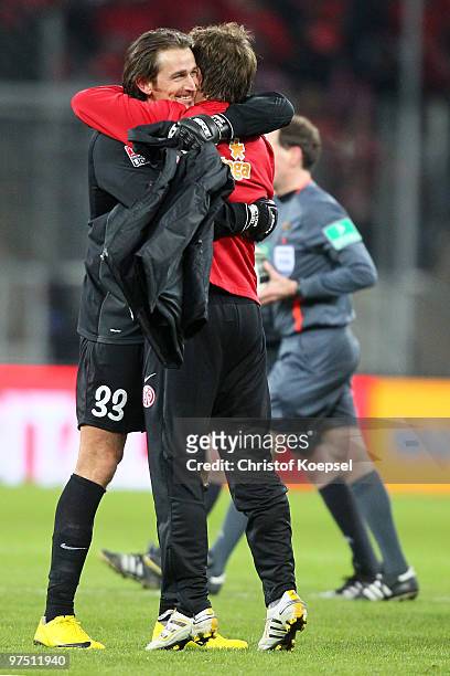 Heinz Mueller of Mainz celebrates the 1:0 victory after the Bundesliga match between 1899 Hoffenheim and FSV Mainz at Rhein-Neckar Arena on March 7,...