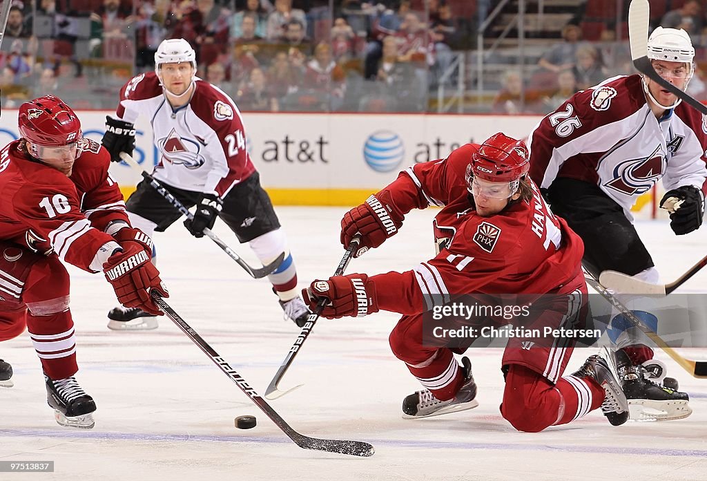 Colorado Avalanche v Phoenix Coyotes