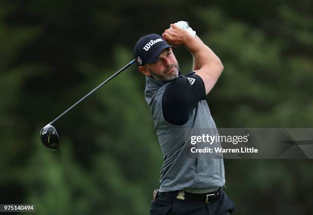 Paul Waring of England plays his shot from the sixth tee during the second round of the 2018 U.S. Open at Shinnecock Hills Golf Club on June 15, 2018...