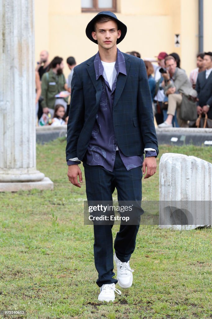 Band Of Outsiders Fashion Presentation - 94. Pitti Uomo