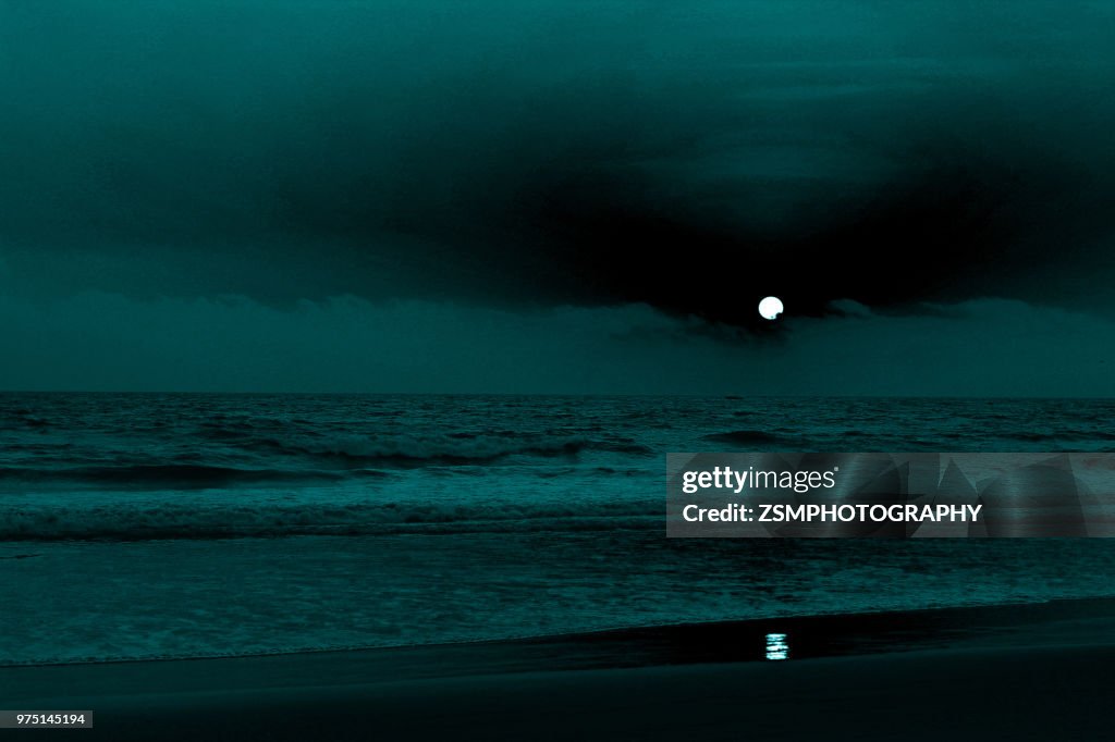 A NIGHT OUT AT THE BEACH