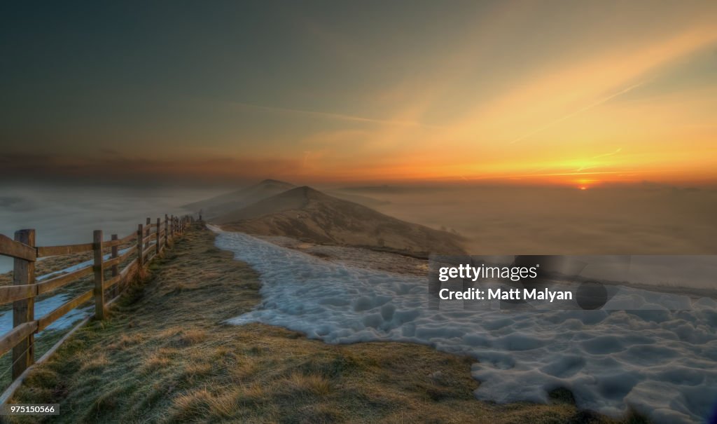 Hope Valley at dawn in winter, Edale, Derbyshire, UK