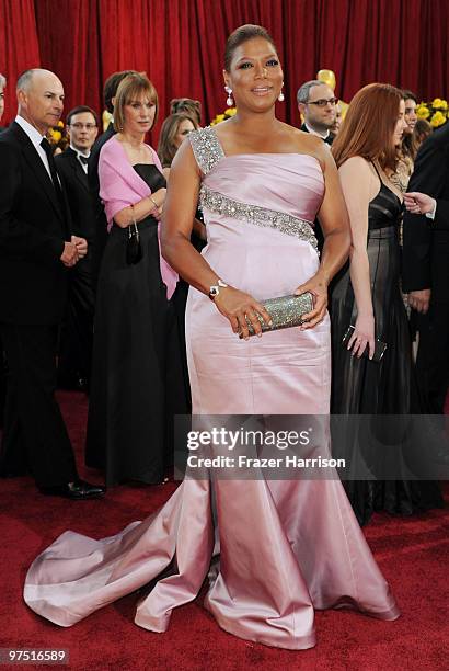 Actress Queen Latifah arrives at the 82nd Annual Academy Awards held at Kodak Theatre on March 7, 2010 in Hollywood, California.