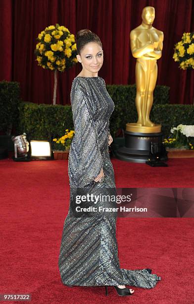 Nicole Richie arrives at the 82nd Annual Academy Awards held at Kodak Theatre on March 7, 2010 in Hollywood, California.