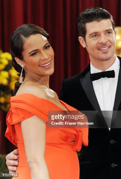 Actress Paula Patton arrives with her husband singer Robin Thicke at the 82nd Annual Academy Awards held at Kodak Theatre on March 7, 2010 in...