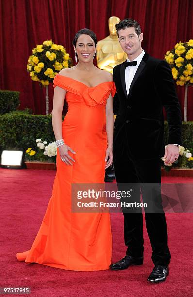 Actress Paula Patton arrives with her husband singer Robin Thicke at the 82nd Annual Academy Awards held at Kodak Theatre on March 7, 2010 in...