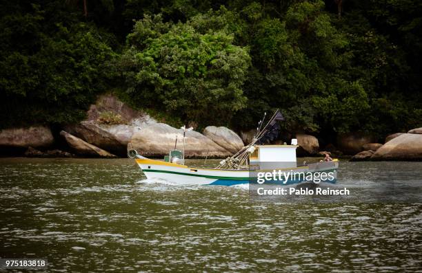 salida de pesca.- - pesca stock-fotos und bilder