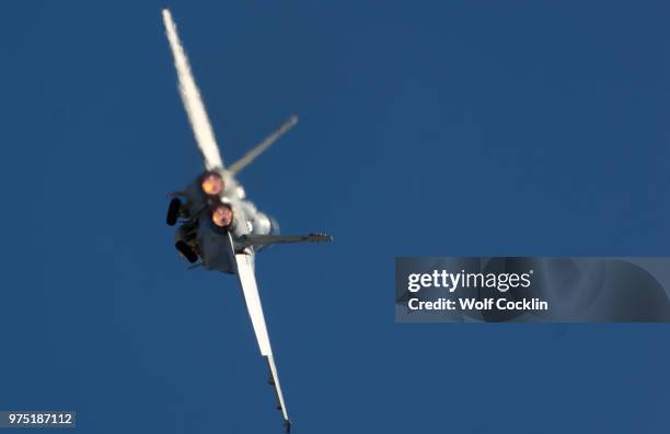 f/18 rhino wheels up - #avalon13 - australian defence stock pictures, royalty-free photos & images