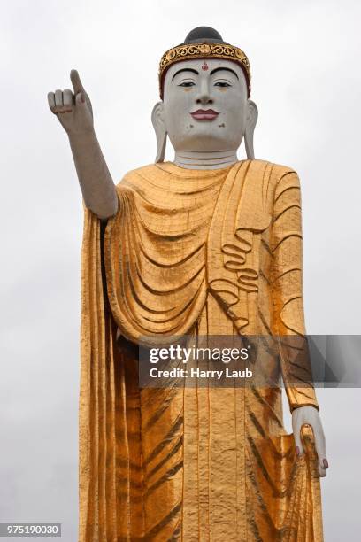 big buddha statue, kyaing tong, shan state golden triangle, myanmar - buddha state stock pictures, royalty-free photos & images