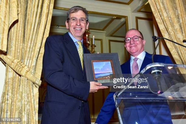 Rob Leventhal 11 Robert Leventhal Stock Photos, High-Res Pictures, and Images - Getty ...