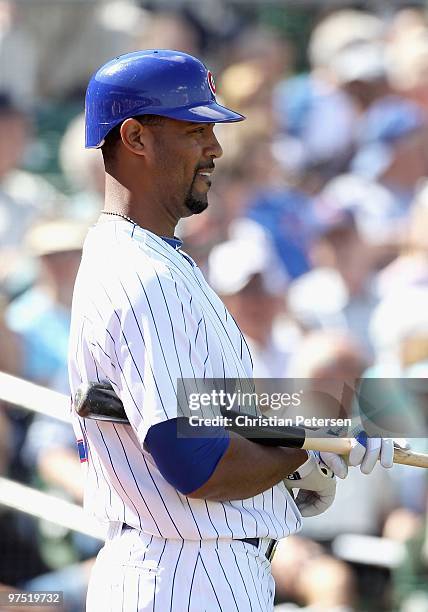 Derrek Lee of the Chicago Cubs in action during the MLB spring training game against the Oakland Athletics at HoHoKam Park on March 4, 2009 in Mesa,...