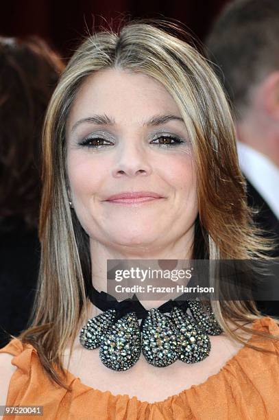 Actress Kathryn Erbe arrives at the 82nd Annual Academy Awards held at Kodak Theatre on March 7, 2010 in Hollywood, California.